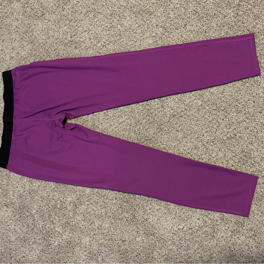Nike Pro Purple Leggings - Picture 4 of 6